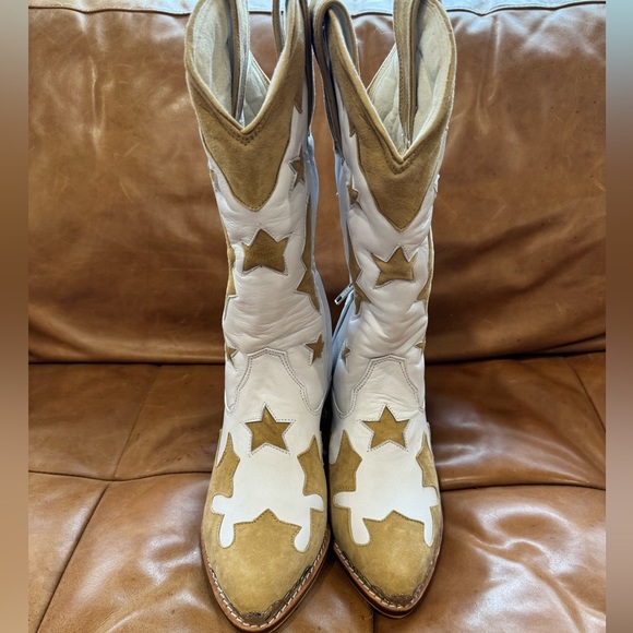 ❌SOLD❌Wandering Coyote x Rue De Seine Frontier NIB - Picture 13 of 14